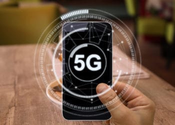 5G mobile phone, Credits iStockPhoto