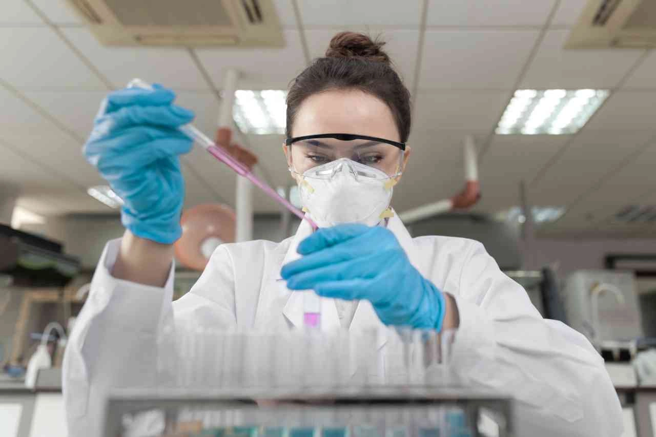 Analisi in laboratorio, Credits iStockPhoto