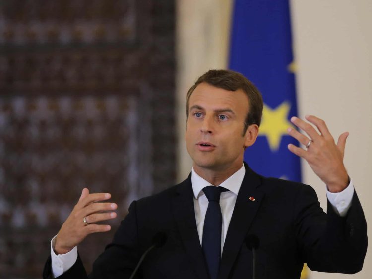 emmanuel-macron:-francia,-aumenta-eta-per-andare-in-pensione-senza-interpellare-il-parlamento