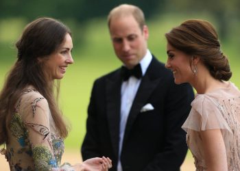 “Rose ha un amante e la figlia è di William”: il divorzio scuote la Corona